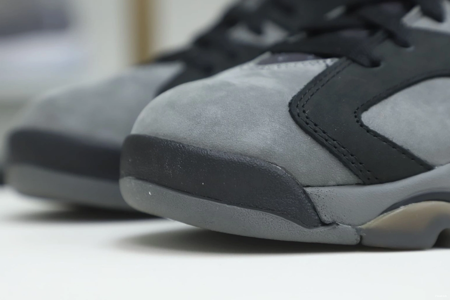 JORDAN PARIS 'IRON X SAINT-GERMAIN 6 AIR RETRO GREY' 0302